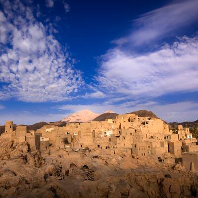قریة نایبند